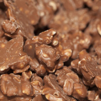 Mjölkchoklad Jordnötscluster (2 st)